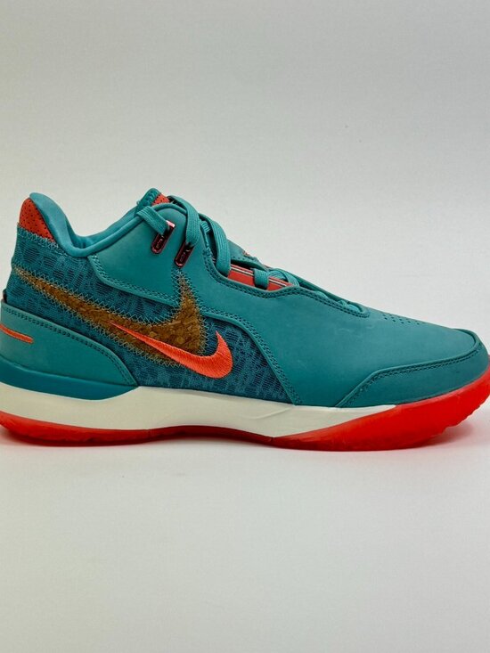 Nike Zoom Lebron NXXT Gen AMPD \'Miami\' FJ1566-401 Basketball size 7.5 READ main image 4